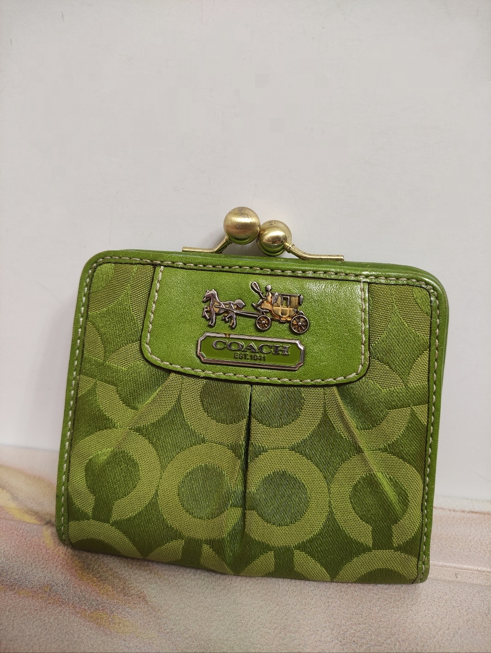 Vintage Y2K Coach Madison Signature Op Art Wallet Color Grass Green